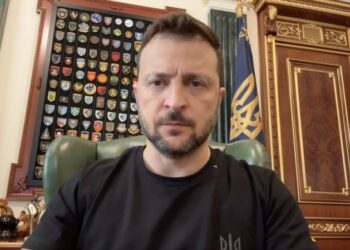 Зеленський відзначив ГУР МО за “влучність” на території РФ за 1800 км від кордону з Україною