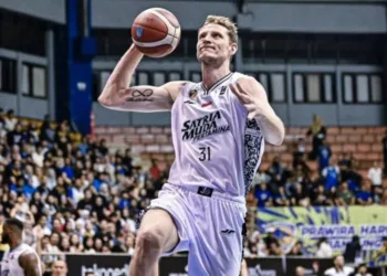 15 очок Пустового дозволили його команді вийти до фіналу чемпіонату Індонезії