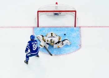 НХЛ плей-оф: Торонто здолав Бостон