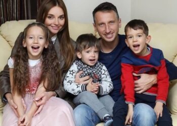 Стаховський розлучився з дружиною-росіянкою через війну