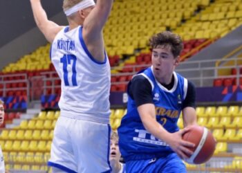 Збірна України U-18 програла Чехії у стартовому матчі юнацького Євробаскету-2024