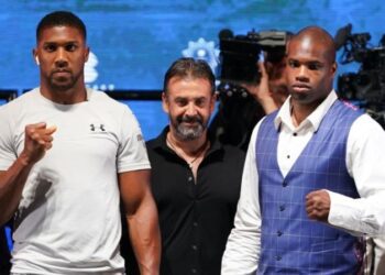 Ділліан Вайт вказав на головну небезпеку для Дюбуа в бою з Джошуа