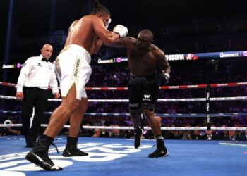 Френк Воррен прокоментував результат бою Дерек Чісора – Джо Джойс