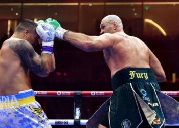 Оприлюднено перший постер реваншу Усика та Ф’юрі