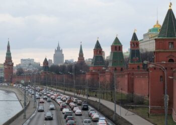 Мер Москви заявив про десять збитих безпілотників, які летіли на Москву