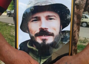 У Сумах в останню путь  провели Захисника України Сергія Анцибора