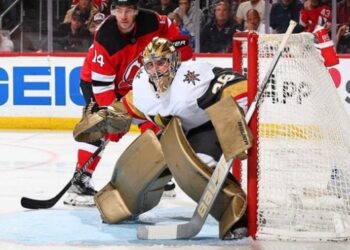 НХЛ: Бостон громить Вінніпег, Флорида – Нешвілл