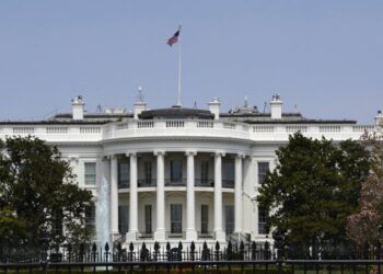 Politico: Умєров та Єрмак поїдуть у США і нададуть список військових цілей РФ для далекобійних ударів