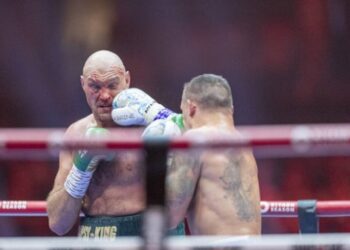 Промоутер Ф’юрі назвав переломний момент у бою проти Усика
