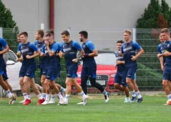 Стали відомі суперники Дніпра-1 на груповому етапі Ліги конференцій