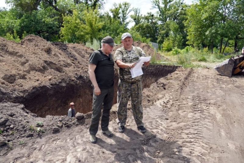 До Сумської ОВА надійшли звернення від БЕБ та ДБР про можливі порушення підрядних організацій під час закупівлі будівельних матеріалів на будівництво фортифікаційних споруд на Сумщині