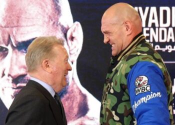 Промоутер Ф’юрі зробив прогноз на реванш з Усиком