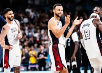 Федерація баскетболу США витратила вражаючі кошти, щоб збірні жили не в Олімпійському селищі