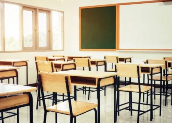 КМДА рекомендує організувати навчання школярів “у максимально очному форматі”