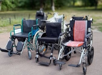 Конотопському терцентру передали інвалідні візки