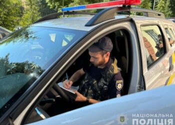 На Конотопщині мотоцикліст за «п’яну» їзду пропонував поліцейським 80 000 грн