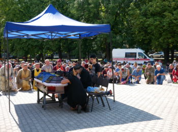 НАВІКИ У НЕБЕСНІЙ ВАРТІ: У РОМЕНСЬКІЙ ГРОМАДІ ПРОВЕЛИ У ОСТАННЮ ПУТЬ ГЕРОЯ – ОЛЕКСАНДРА НОВІКА