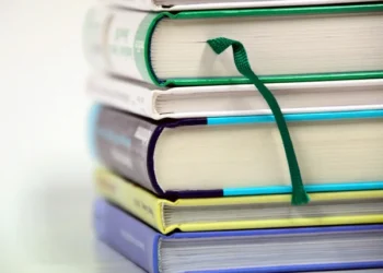 Новостворене видавництво “Атлант” отримало від МОН контракт за завищеними цінами на понад 180 млн грн, – розслідування NGL.media