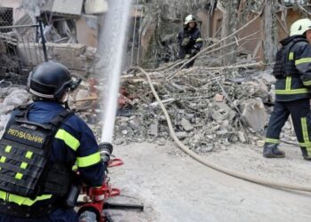 Одна людина загинула та 12 постраждали внаслідок удару РФ по Харкову