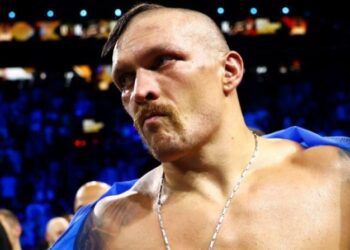 Олександр Усик розповів, за ким з українських боксерів слід стежити в профі