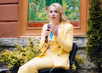 ОВА: На Івано-Франківщині росіяни пошкодили об’єкт інфраструктури: троє людей постраждали