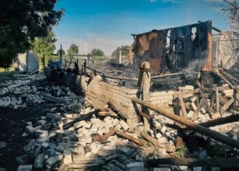 Під час авіаудару по Юнаківській громаді одна жінка загинула, одна поранена