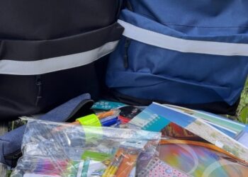 Школярі Роменщини отримали від благодійників шкільні набори + ФОТО