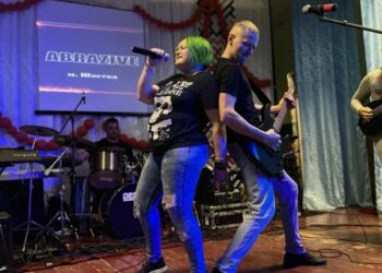 Шосткинcький рок-гурт виступив на фестивалі «Rock на селі» + Фото