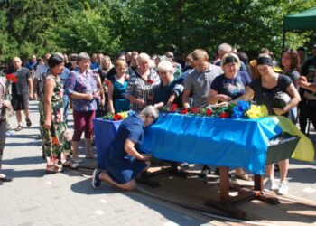 Шосткинщина провела в останню путь захисника України Андрія Рубаніка