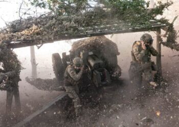 Сирський про ситуацію на сході: Подекуди, ціною великих втрат, ворог має незначний успіх