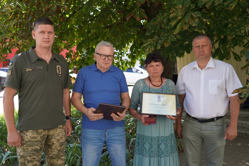 В Охтирці двох захисників посмертно нагородили відзнаками Президента України