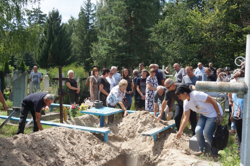 В Охтирці провели в останню путь героя Дмитра Лиска