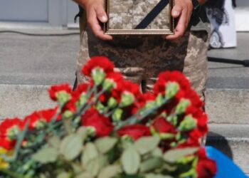 В останній день служби перед жаданою відпусткою підірвався на міні: Шосткинщина попрощалася із захисником Сергієм Бойко