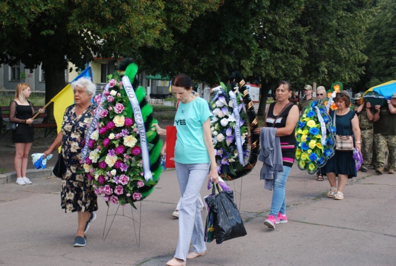 В останній день служби перед жаданою відпусткою підірвався на міні: Шосткинщина попрощалася із захисником Сергієм Бойко