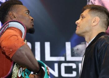 ВІДЕО. Дерев’янченко провів дуель поглядів перед боєм у Канаді