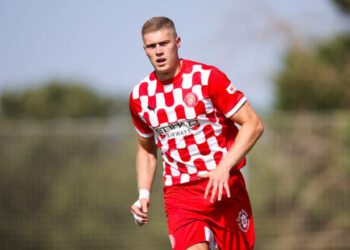 ВІДЕО. Довбик прилетів до Рима та зустрівся з фанатами