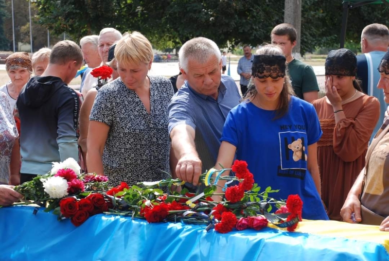 Загинув через день після свого 53-річчя: Шостка попрощалася із захисником Андрієм Бугайовим