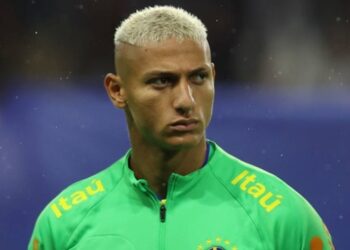 У бразильського футболіста кинули банан під час матчу