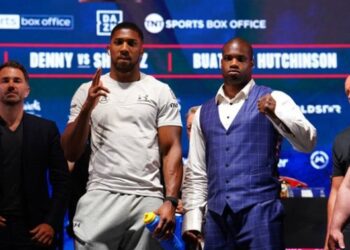 Віталій Кличко розповів, кого підтримуватиме в бою Джошуа – Дюбуа