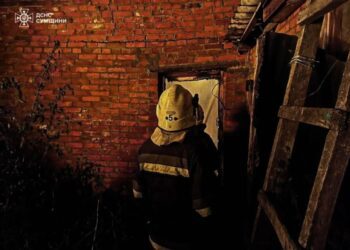 Рятувальники Сумщини двічі ліквідовували загоряння житлових будинків