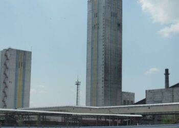 Наступ РФ на Покровськ може змусити українських металургів імпортувати вугілля — Bloomberg