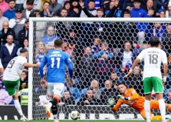 Хіберніан Кухаревича мінімально поступився на виїзді Рейнджерс, українець не реалізував пенальті