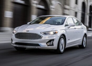 5 дешевих автомобілів з пробігом, які не потребують дорогого ремонту