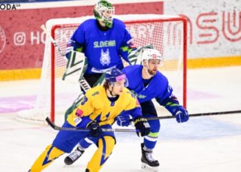 Збірна України з хокею розгромно поступилася Словенії у матчі олімпійської кваліфікації