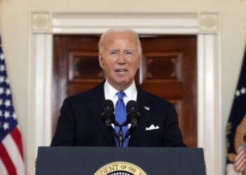 Байден попросив Конгрес США продовжити свої повноваження, щоб не втратити $5,8 млрд для України