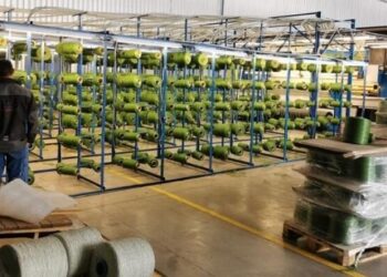 Завод з виробництва штучних полів у Краматорську згорів внаслідок російського ракетного удару