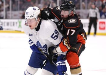 НХЛ: Нью-Джерсі і Торонто перемагають