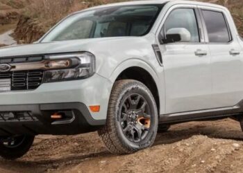 Недорогі практичні моделі Ford потрапили під відклик через незвичайний дефект (ФОТО)