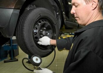 Ніколи не перекачуйте шини автомобіля: три фатальні наслідки цієї помилки