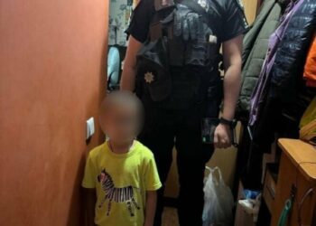 У Сумах патрульні повернули додому 6-річного хлопчика